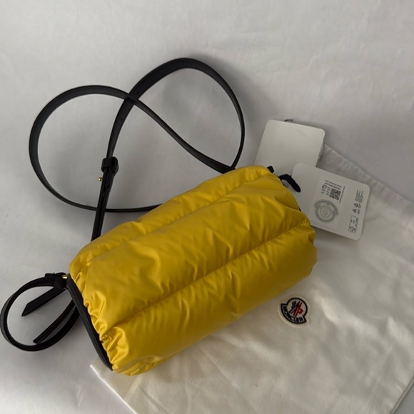 Moncler Yellow and Black Women's Bag - Picture 15 of 16